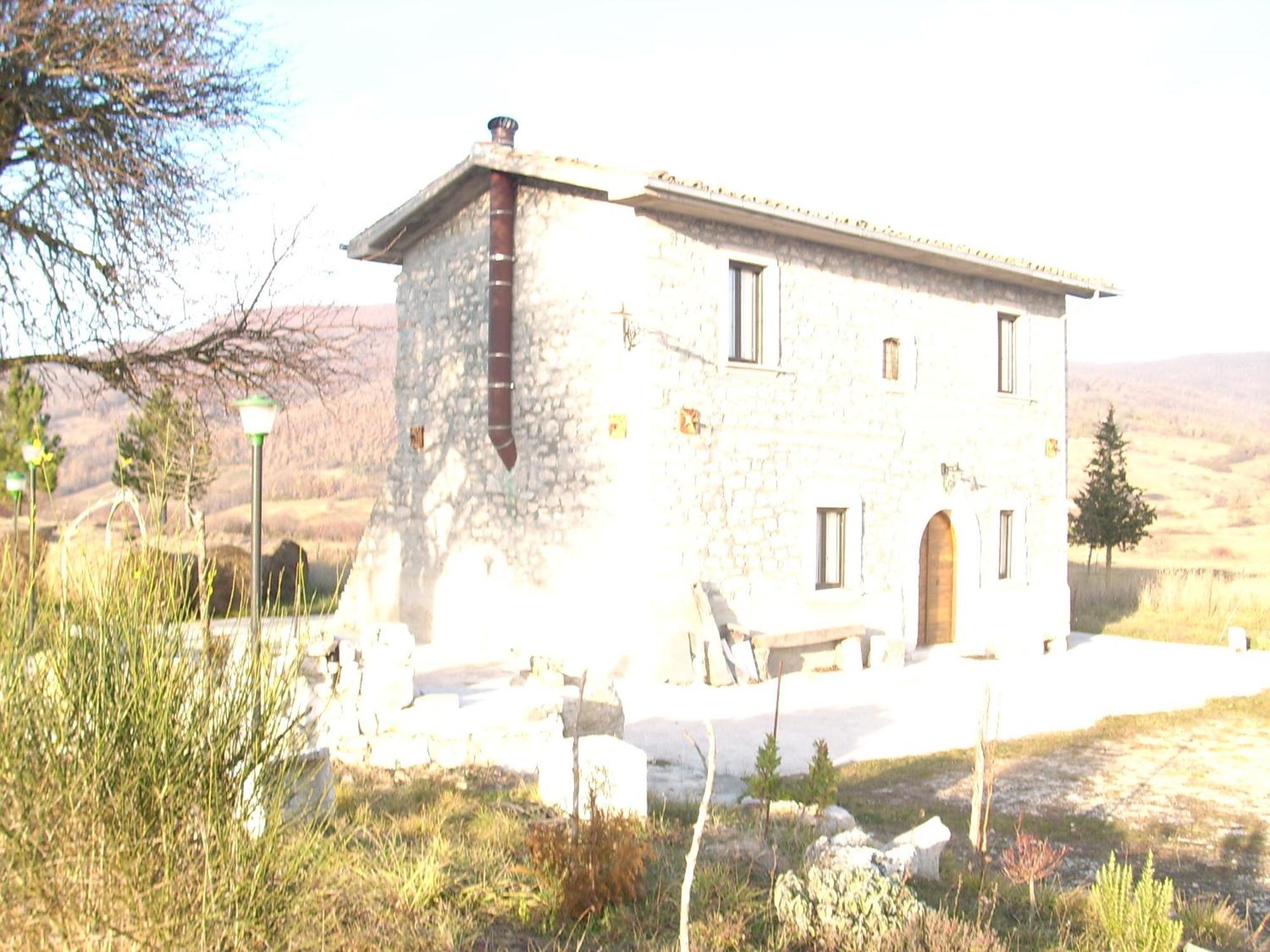 Casino Tonti Iarussi Villa Forlì del Sannio Exteriör bild