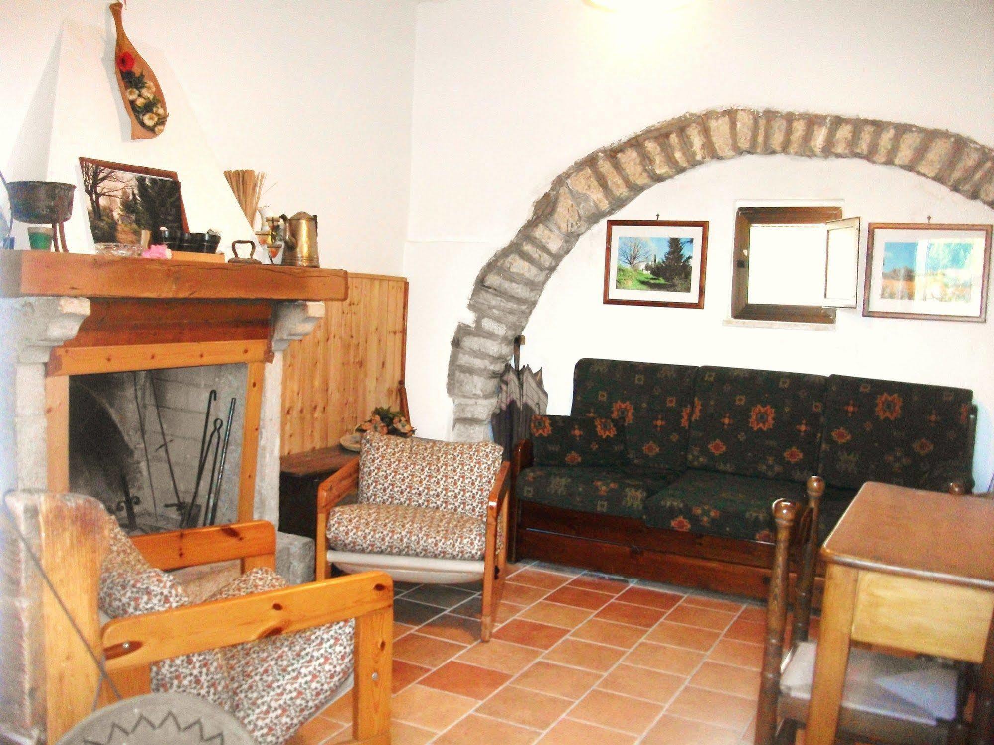 Casino Tonti Iarussi Villa Forlì del Sannio Exteriör bild