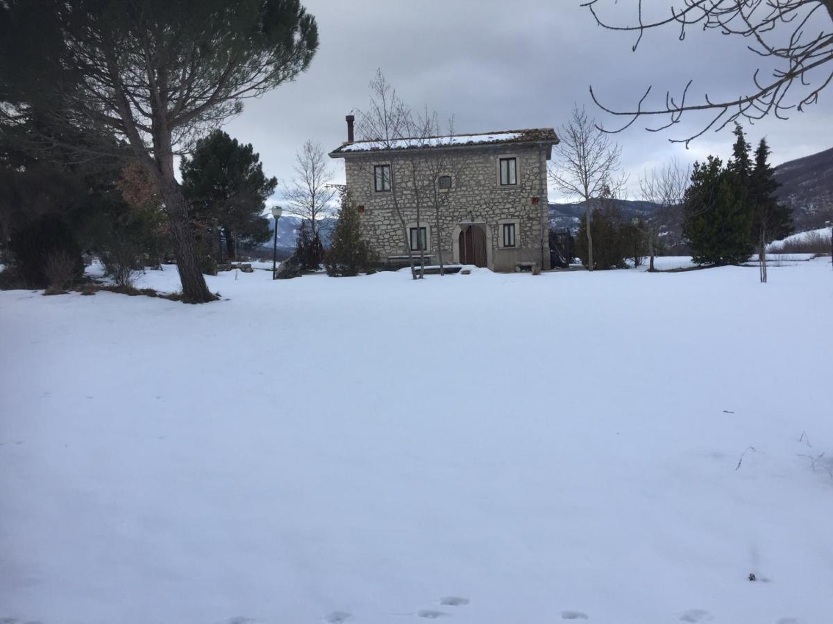 Casino Tonti Iarussi Villa Forlì del Sannio Exteriör bild